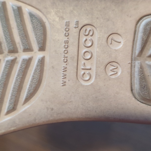 Crocs Brooklyn Low Wedge Flame/Mushroom - Picture 12 of 13